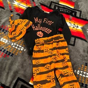 My first Halloween 3 piece outfit size 6-9 months